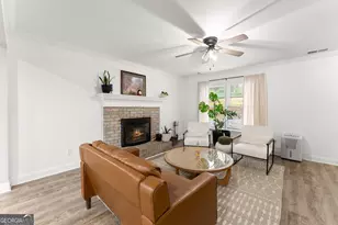 5012 Peach Mountain Cir, Gainesville, GA 30507 - Photo 6