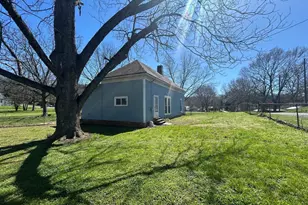 186 Calhoun St, Fairmount, GA 30139 - Photo 16