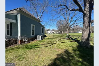 186 Calhoun St, Fairmount, GA 30139 - Photo 8