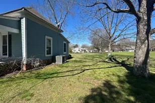 186 Calhoun St, Fairmount, GA 30139 - Photo 8