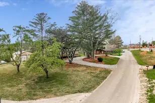 217 Robin Rd, Jasper, GA 30143 - Photo 4