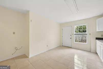 930 Cedar Bluff Trail SW, Lilburn, GA 30047 - Photo 30