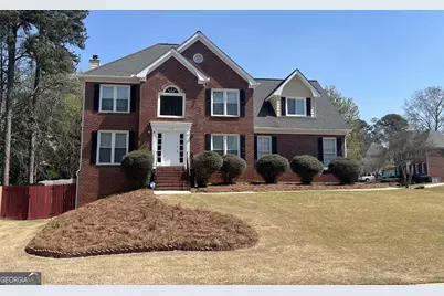 930 Cedar Bluff Trail SW, Lilburn, GA 30047 - Photo 2