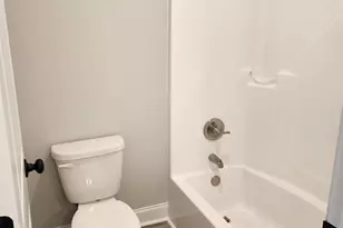 300 Beau Claire Cir, Byron, GA 31008 - Photo 18