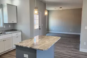 300 Beau Claire Cir, Byron, GA 31008 - Photo 8