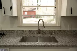 315 Dallas Dr, Thomaston, GA 30286 - Photo 10