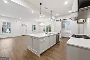 215 3rd St, Fayetteville, GA 30214 - Photo 14