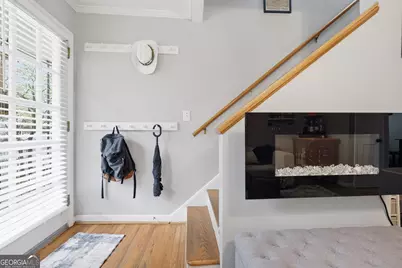 381 10th Street NE #APT 4, Atlanta, GA 30309 - Photo 2