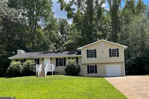 220 Freestone Dr, Newnan, GA 30265 - Photo 1