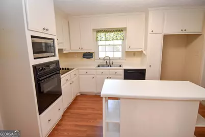 109 Pine Avenue SW, Griffin, GA 30224 - Photo 18