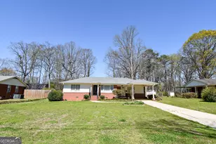 109 Pine Ave SW, Griffin, GA 30224 - Photo 2