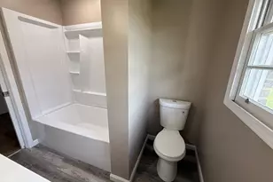 412 Roberson St, Dublin, GA 31021 - Photo 34