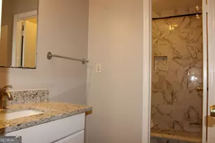 1010 Mariners Ct, Stone Mountain, GA 30083 - Photo 18