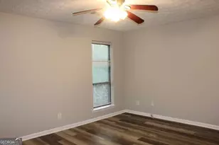 1010 Mariners Ct, Stone Mountain, GA 30083 - Photo 20