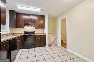 5802 Simone Dr, Stone Mountain, GA 30087 - Photo 16