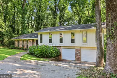 5802 Simone Drive, Stone Mountain, GA 30087 - Photo 6