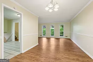 5802 Simone Dr, Stone Mountain, GA 30087 - Photo 12