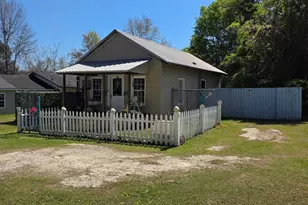 729 W Jones Ave, Statesboro, GA 30458 - Photo 2