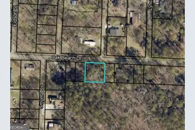 138 Oak Beach Drive SE, Acworth, GA 30101 - Photo 1