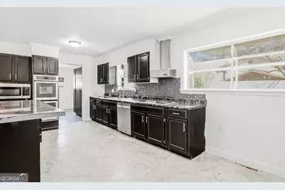 2609 Emmett Drive N, Tifton, GA 31794 - Photo 8