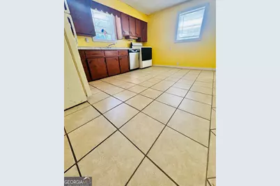 205 E Brumby Avenue, Reidsville, GA 30453 - Photo 4