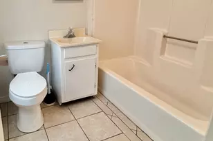 205 E Brumby Ave, Reidsville, GA 30453 - Photo 12