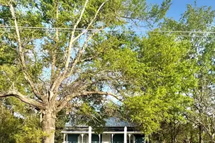 205 E Brumby Ave, Reidsville, GA 30453 - Photo 4