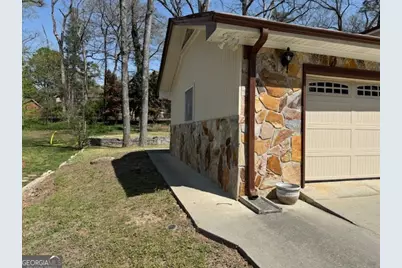 340 SW Lisa Court, Atlanta, GA 30311 - Photo 4
