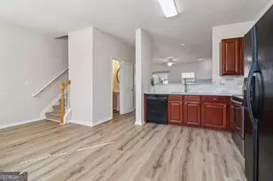 2259 Landing Ridge Dr, Duluth, GA 30097 - Photo 10