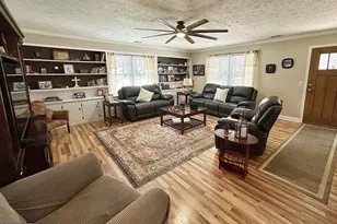 201 Willowcrest Way, Lagrange, GA 30240 - Photo 22