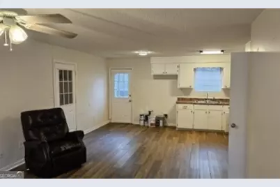 86 Christopher Circle, Fort Valley, GA 31030 - Photo 2