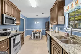 616 Shannon Ridge Dr, Bonaire, GA 31005 - Photo 10