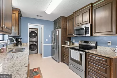 616 Shannon Ridge Drive, Bonaire, GA 31005 - Photo 8