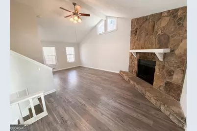 5596 Pinedale Circle, Sugar Hill, GA 30518 - Photo 12