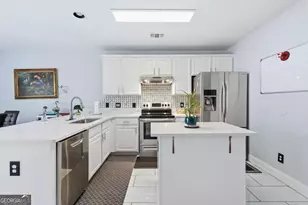 630 Birch River Ln, Lawrenceville, GA 30043 - Photo 8