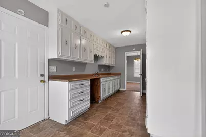 4706 Bexley Drive, Stone Mountain, GA 30083 - Photo 18