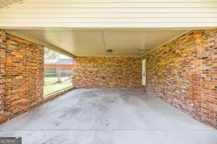 2310 Price Dr, Macon, GA 31206 - Photo 6