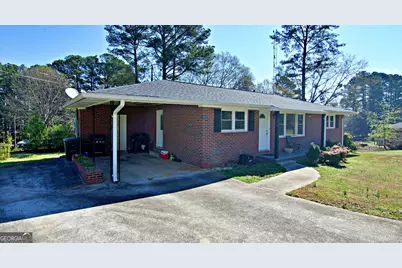 1055 Skyline Drive, Toccoa, GA 30577 - Photo 2