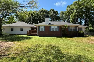 546 Rockwell Church Rd NW, Winder, GA 30680 - Photo 1
