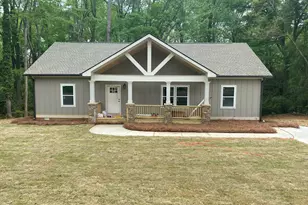 79 Gholston Ext, Comer, GA 30629 - Photo 1