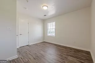 4806 Rockbridge Rd, Stone Mountain, GA 30083 - Photo 20