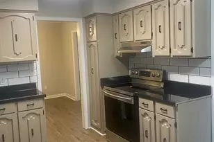 1826 Woodhollow Dr, Columbus, GA 31907 - Photo 2