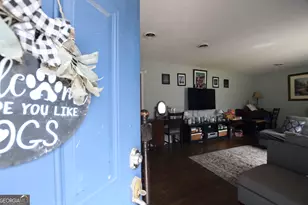 172 Merrybrook Dr, Lagrange, GA 30241 - Photo 2