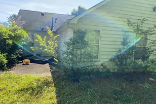 131 Waterford Way, Griffin, GA 30223 - Photo 2