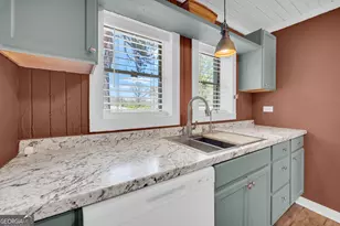 288 S Broad St, Toccoa, GA 30577 - Photo 24