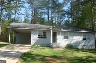 1145 Spring Creek Cir, Griffin, GA 30223 - Photo 2