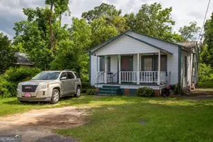 102 Crosby St, Baxley, GA 31513 - Photo 1