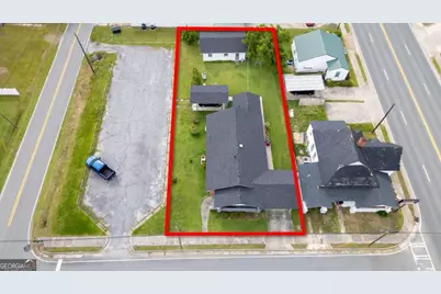 18 S Thomas Street, Baxley, GA 31513 - Photo 6