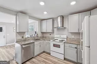 2065 Morehouse Dr NW, Atlanta, GA 30314 - Photo 10