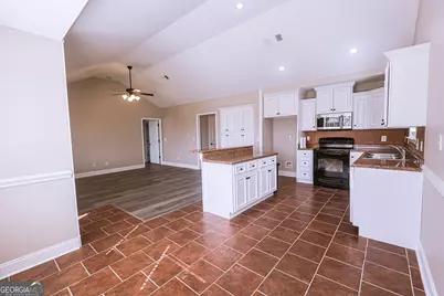 222 Summerstone Bend, Byron, GA 31008 - Photo 4